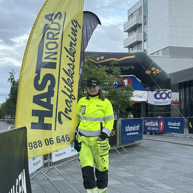 Mann foran hast nord vimpel